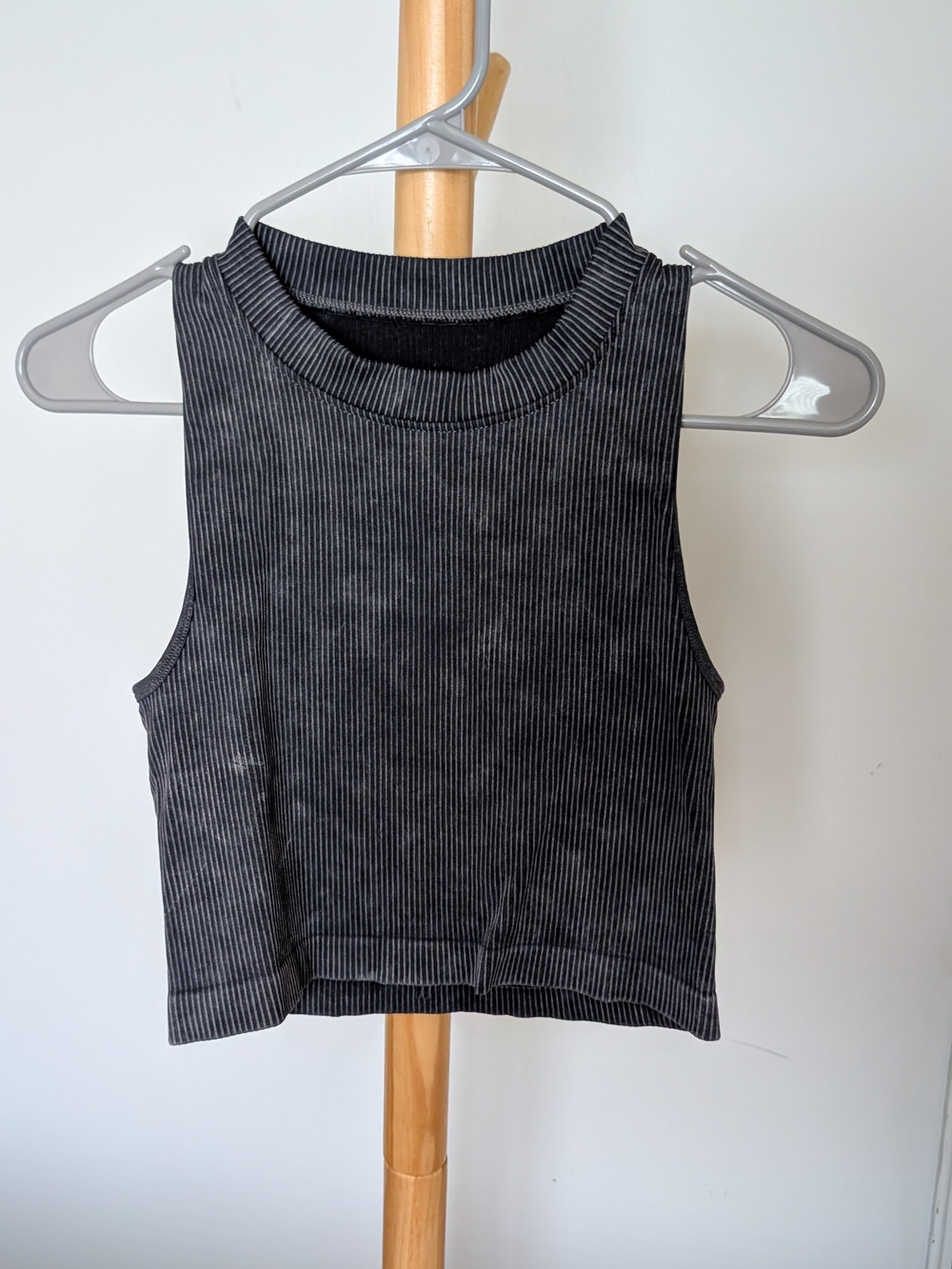 Ribbed High-Neck Crop Tank Top - Black